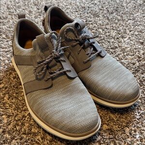 CLARKS UNSTRUCTURED MEN’S SIZE 10.5 M